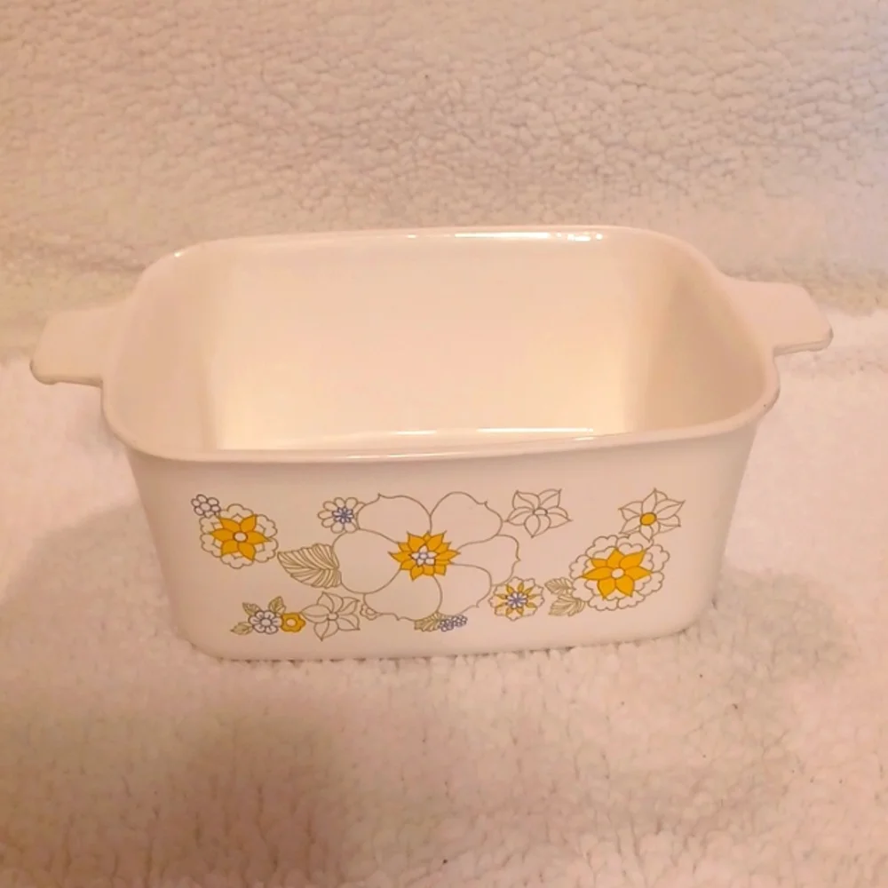 Corning ware 1.5 qt baking dish casserole collectible Corning floral bou…